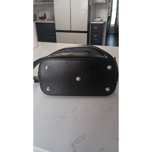 Dooney & Bourke Vintage Signature Collection Bucket purse/bag black gray. - Picture 8 of 11